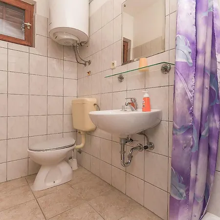 Ksenia Apartment *